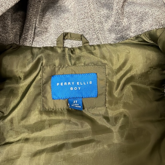 Perry Ellis Boy 2T Colorblock Hooded Puffer Vest Jacket - Picture 8 of 12